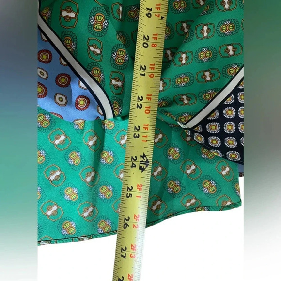 River Island Green Pattern Faux Wrap Top - Picture 9 of 9